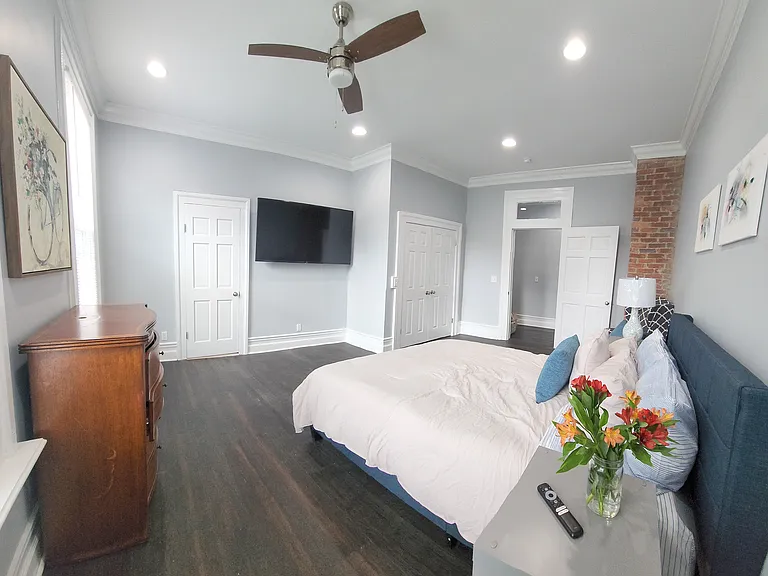 1314 S Court St — Photo 17