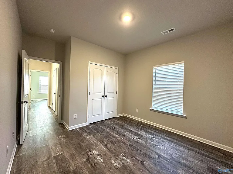 6528 Moon Crest Ln — Photo 16