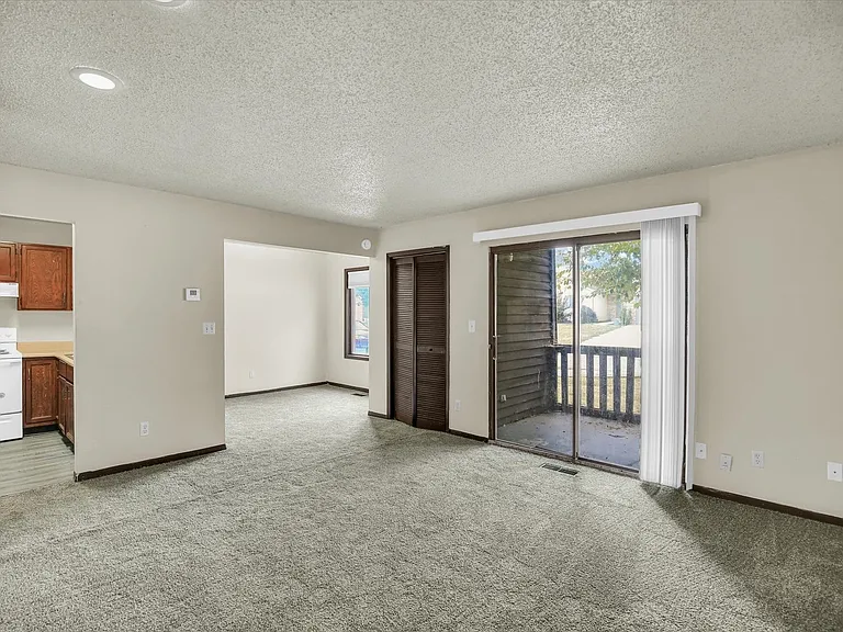 243 Keystone Dr #19 — Photo 30