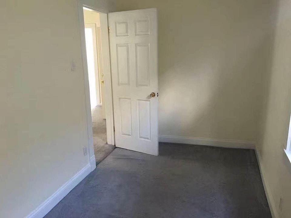 1st image of 2643 S Hillock Ave #Fl2