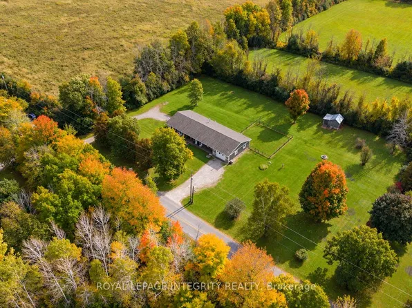 57 Strickland Rd, Rideau Lakes, ON K0G 1L0