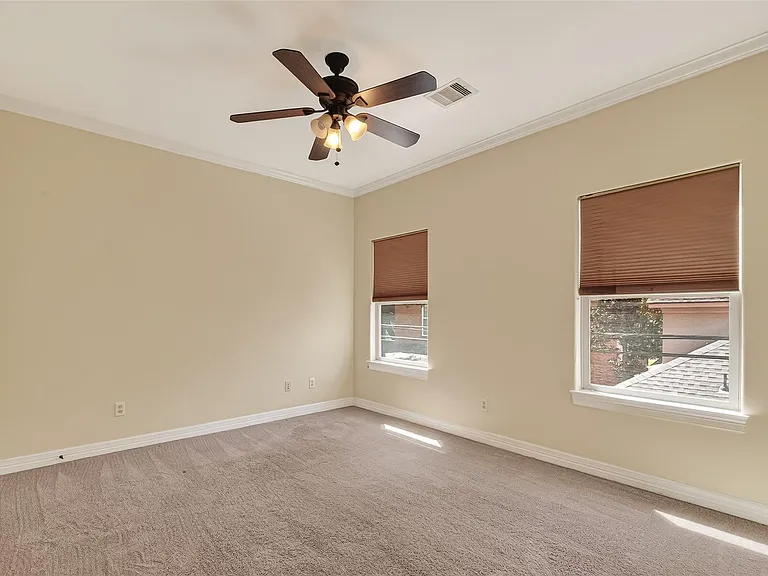 5319 Fayette St — Photo 39