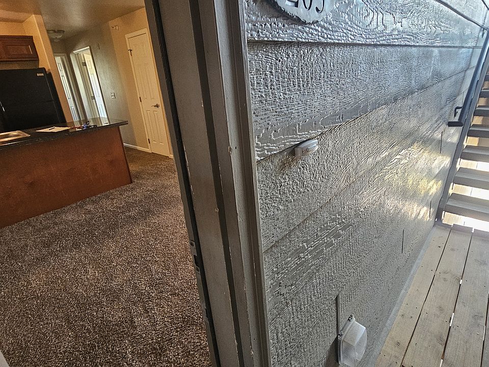 1st image of 501 Neel St #203