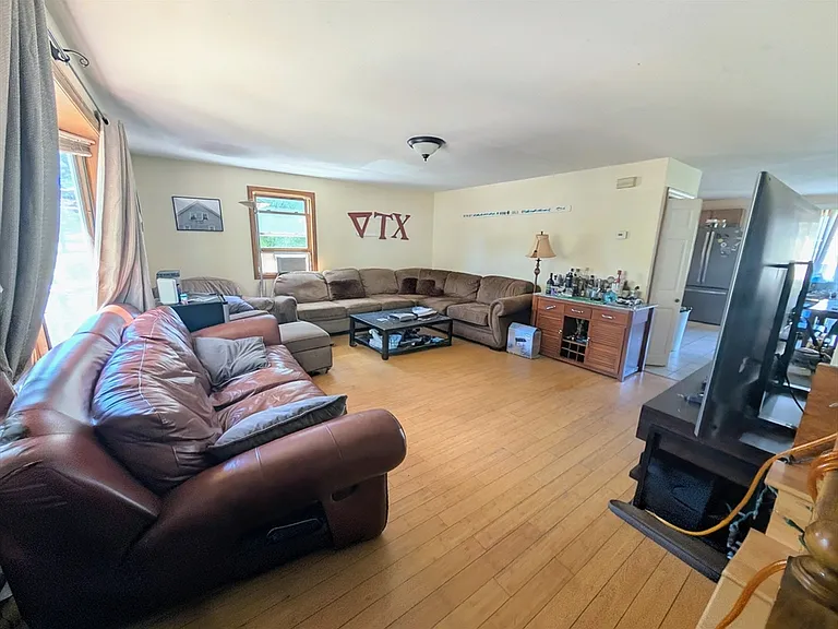 2 Myrtle St #2A — Photo 3