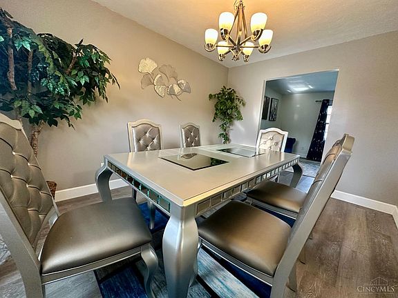 3rd image of 12025 Elkridge Dr