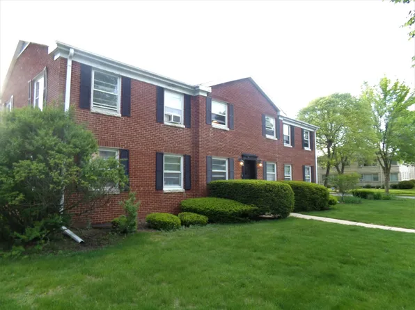 5171 N Santa Monica Blvd, Milwaukee, WI