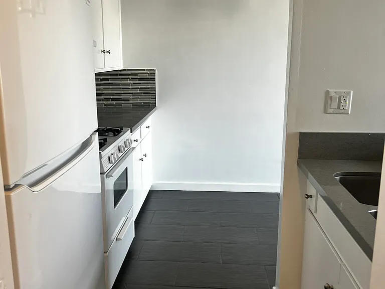 Westwood Manor GP — Photo 4