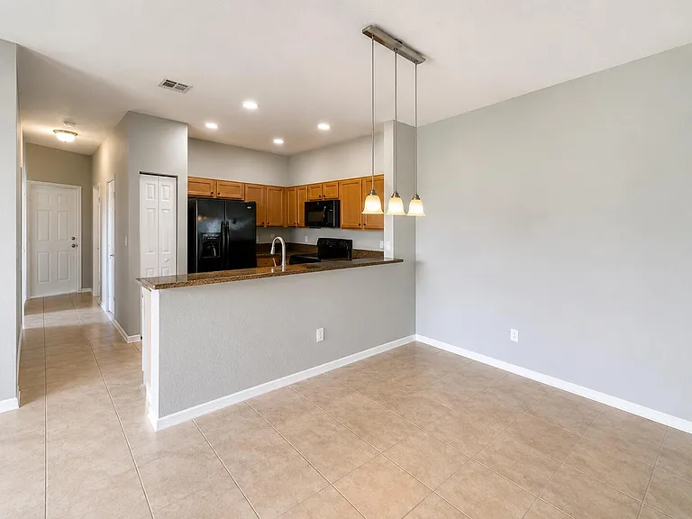9064 Plymouth Pl #9064 — Photo 7