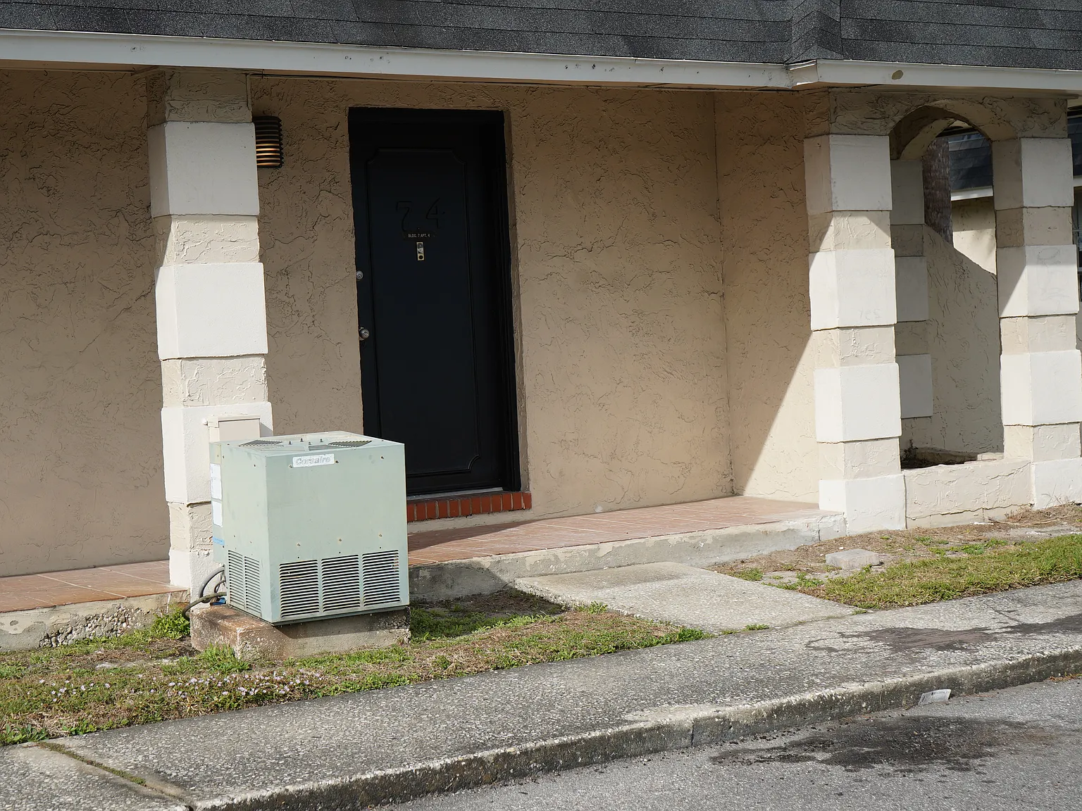 Chateau Orleans — Photo 3