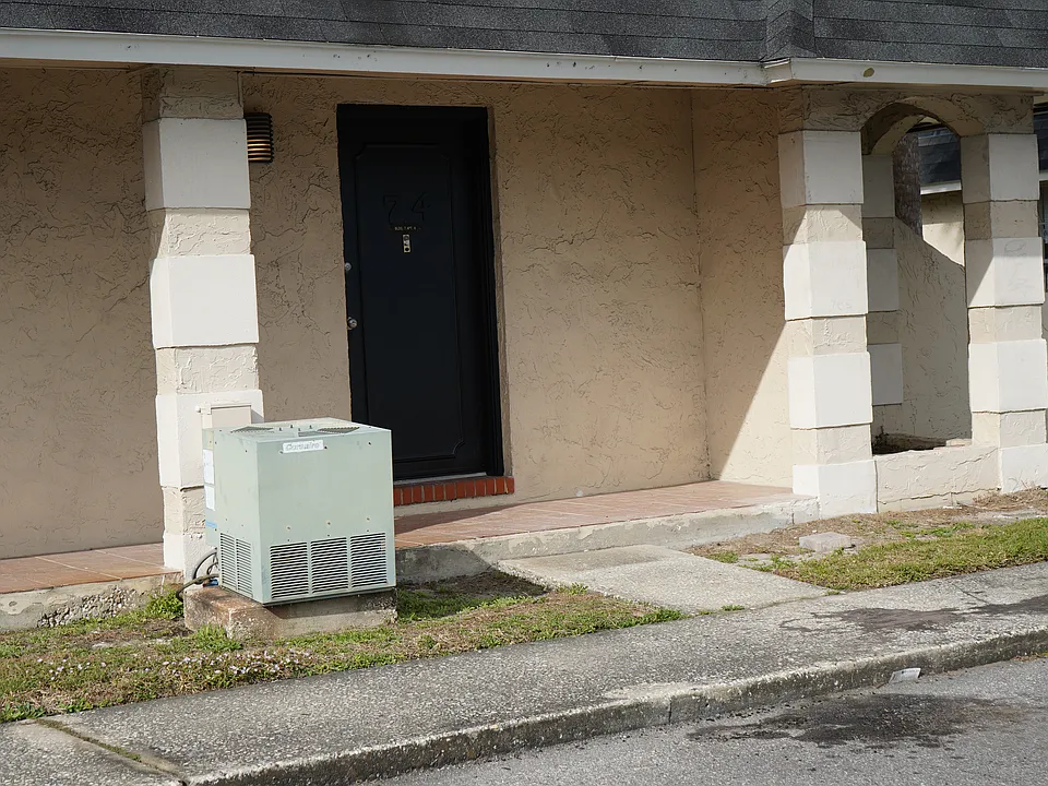 Building Photo 3