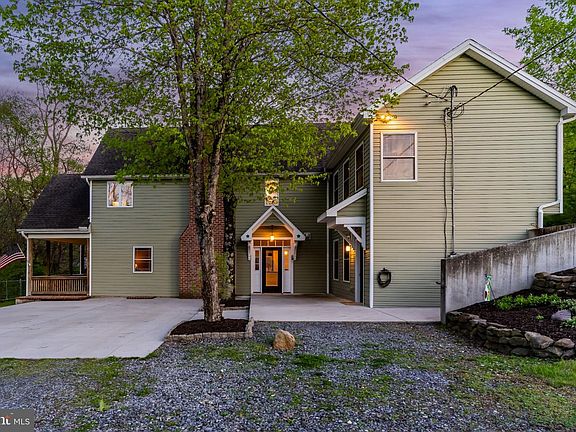 2nd image of 502 Creek Rd
