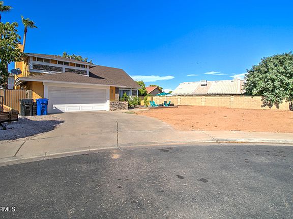 2nd image of 3036 E HARMONY Circle