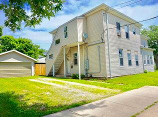 1101 Clinton St, Ottawa, IL 61350