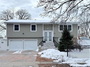 1034 Commack Rd, Brentwood, NY 11717