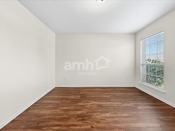 5th image of 617 Overton Dr