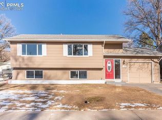 1723 Bonny Brae Ln, Pueblo, CO 81001