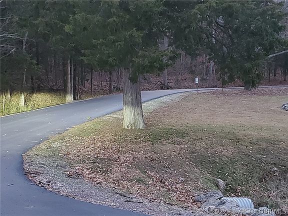 4th image of Gentle Cove Rd