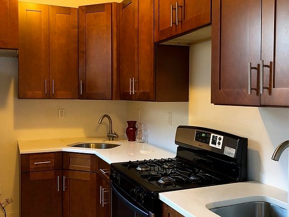 4th image of 1315 50th St APT A2