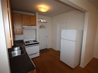 1084 N Marshfield Ave APT COACH, Chicago, IL 60622