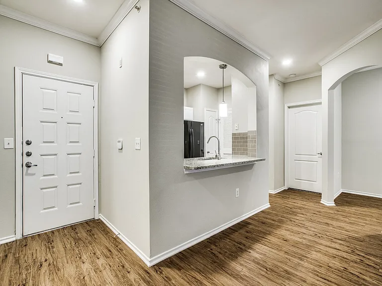 Palomino Pearl (Home Interior Style)
