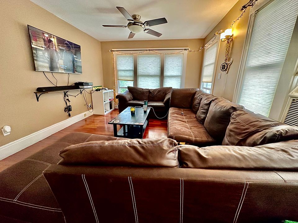 1st image of 39 Donnybrook Rd #39