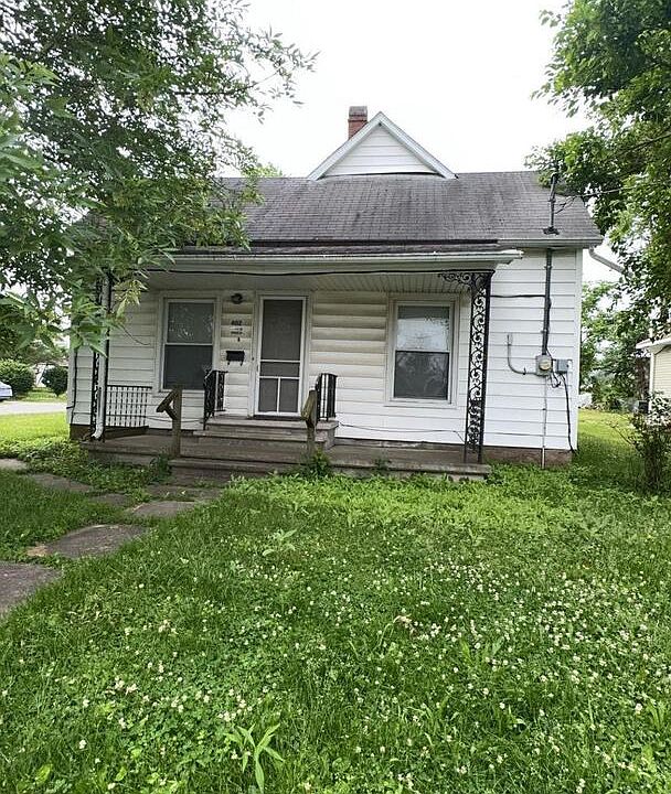 1st image of 402 W Ernestine Ave