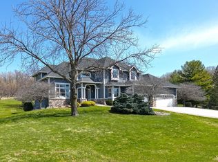 2780 Countryside Dr W, Long Lake, MN 55356