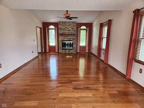 3rd image of 1026 Summerway Dr