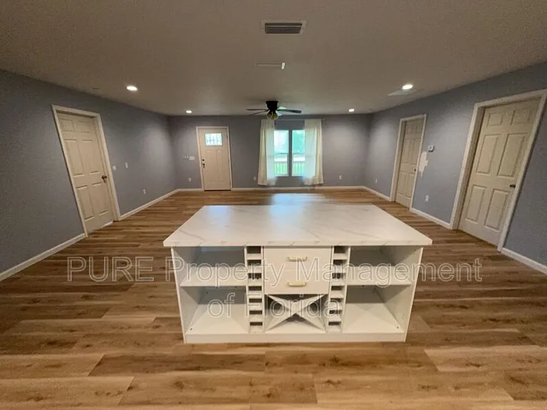 11330 NE 66th Ln — Photo 19