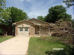 811 NW 58th St, Lawton, OK 73505