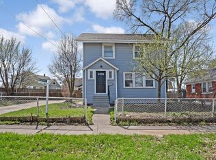 224 Prairie St, Aurora, IL 60506