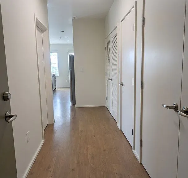 Viewpoint Terrace Apartments — Photo 8