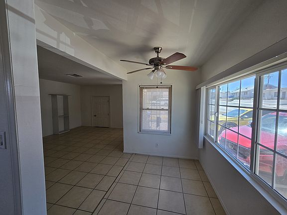 3rd image of 729 Mount Vernon Ave