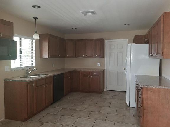 3rd image of 7407 W Sahuaro Dr