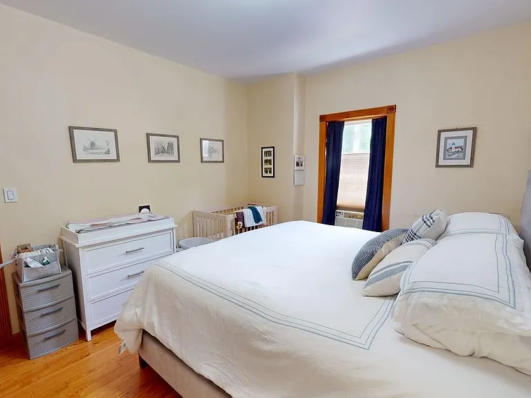 76 Raymond St #76 — Photo 8