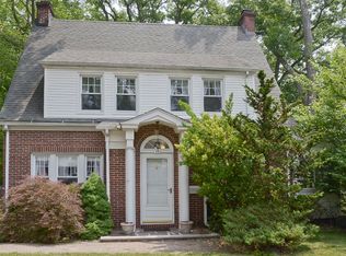 39 S Ashby Ave, Livingston, NJ 07039