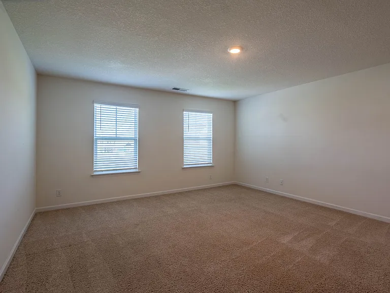 2915 Southbridge Rd — Photo 14