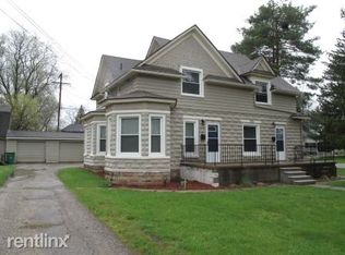 333 N 1st St APT 2, Brighton, MI 48116