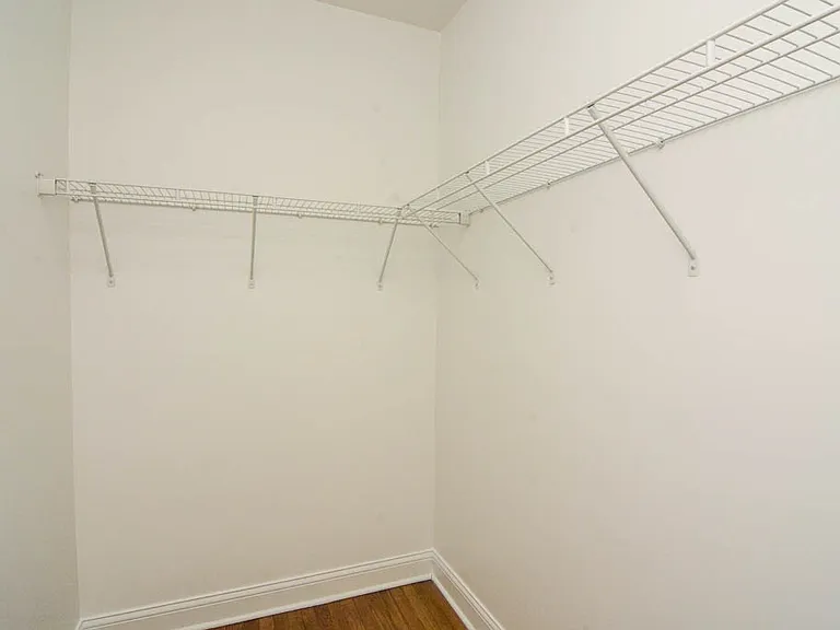 2643 N Spaulding Ave #E4 — Photo 18