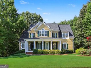 6105 Providence Lake Dr, Gainesville, GA 30506