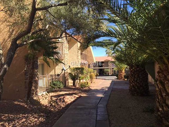 2nd image of 5080 River Glen Dr Unit 196