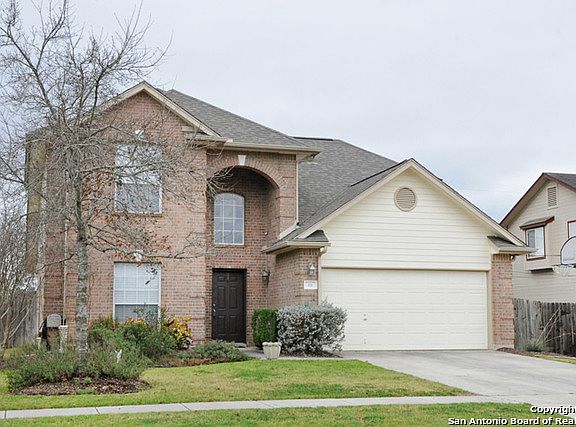 2nd image of 111 Cibolo Basin Dr