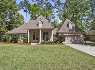 37 Savoie Dr, Mandeville, LA 70448