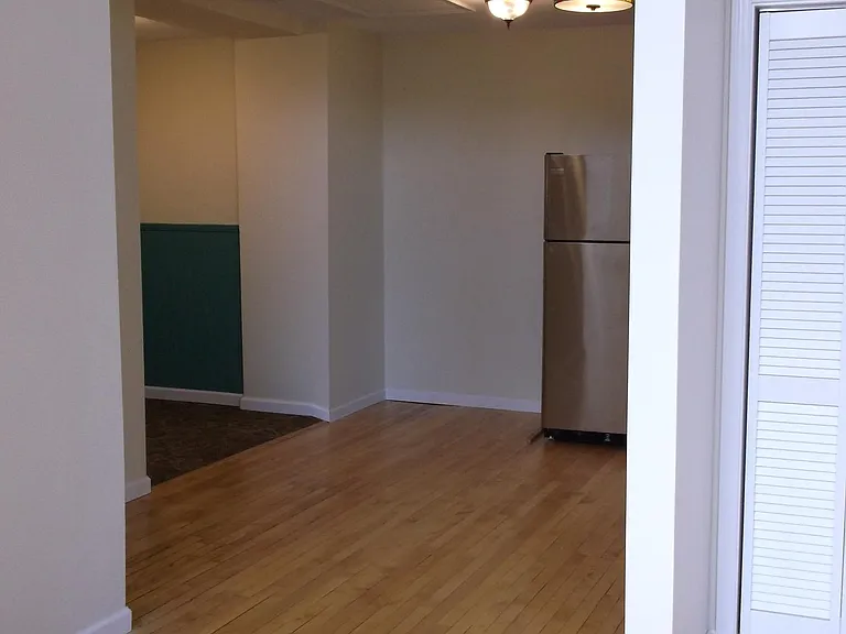 351 Pine St #102 — Photo 9