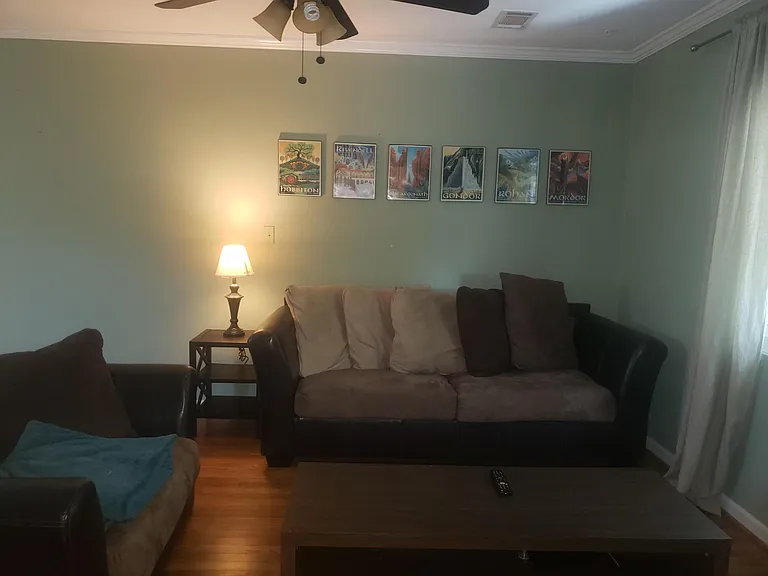 1025 Greenwood Ave NE — Photo 9