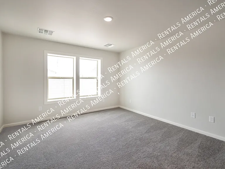 8013 S Namaka Dr — Photo 10