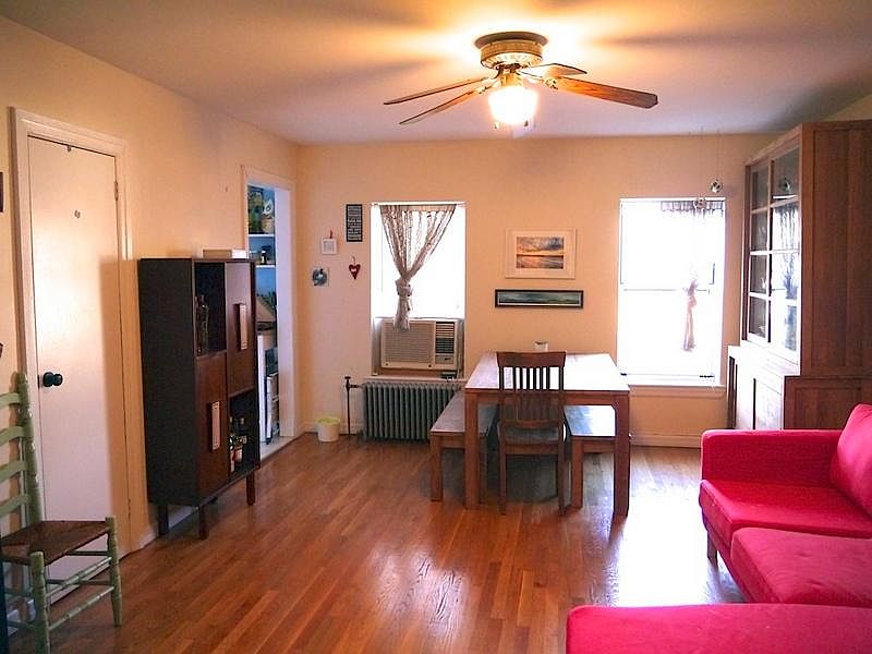 1st image of 440 Henry St APT 3