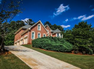 2710 Riverfront Dr, Snellville, GA