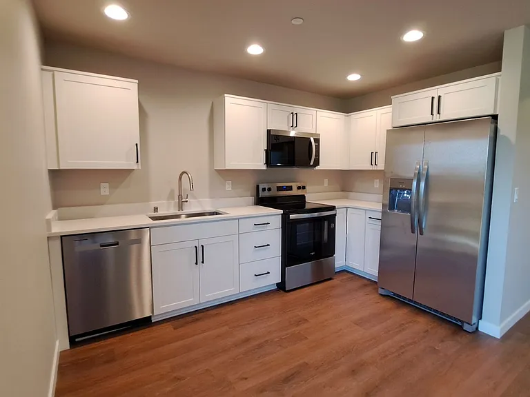 3113 E Camellia Way — Photo 17