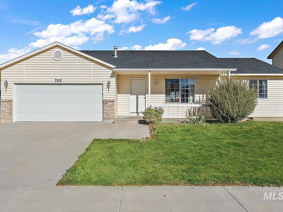 1st image of 702 S Valley Dr